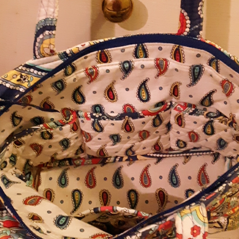 Bag - Picture 3 of 3